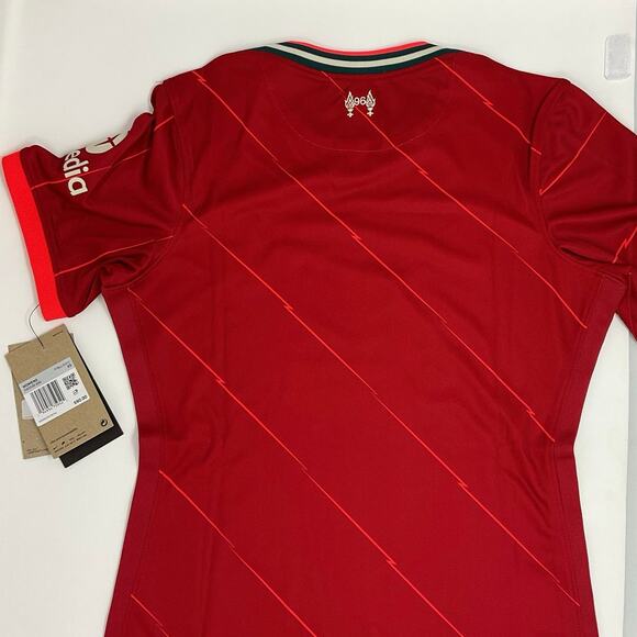 Nike Liverpool FC 2021 Home Soccer Jersey Red Women Size XS DB2539-688 Authentic - Picture 5 of 6